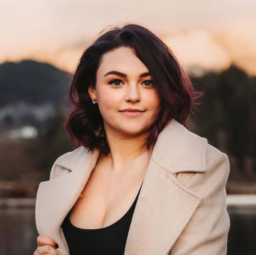 Meet your Posher, Mae